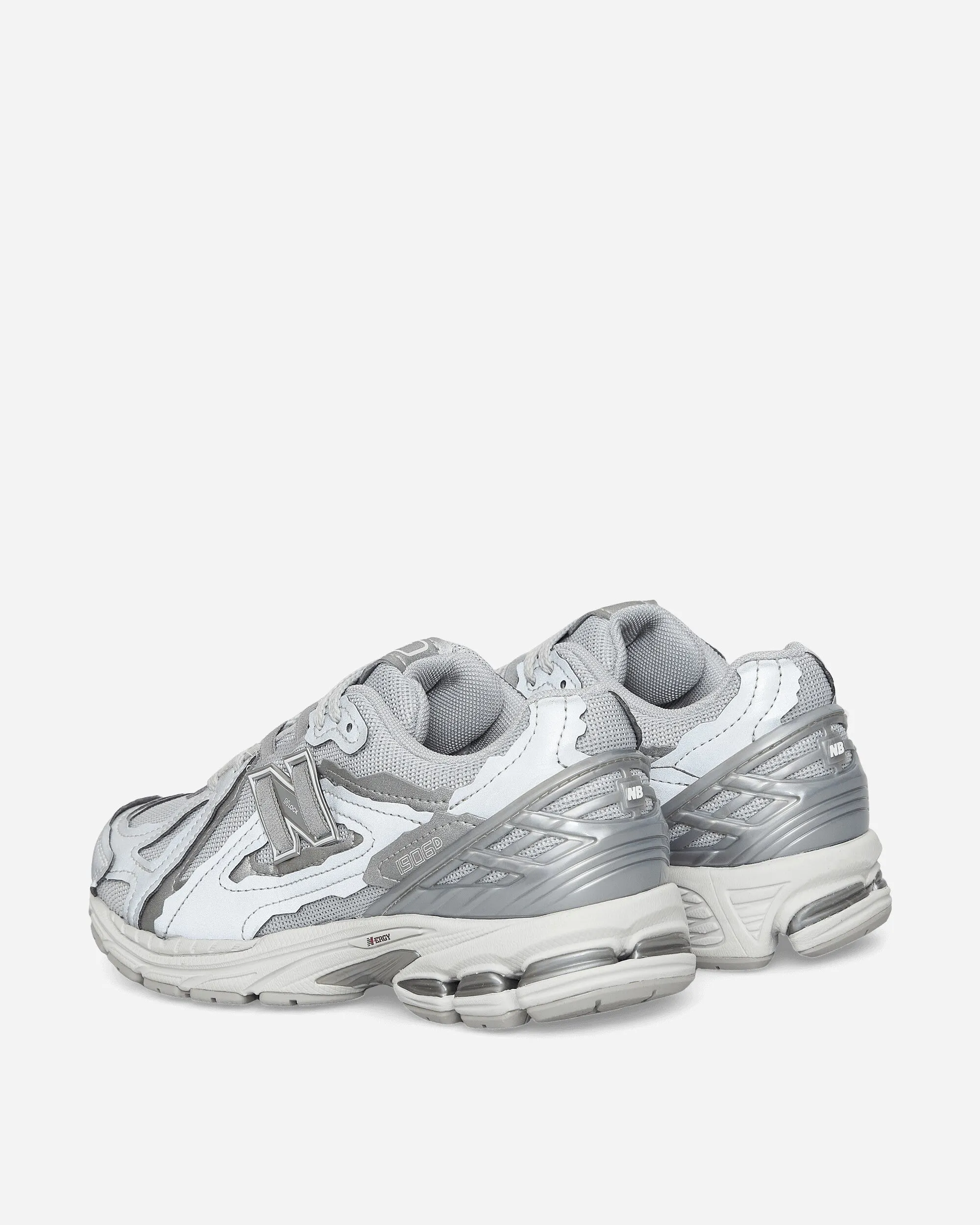 1906D Sneakers Silver Metallic