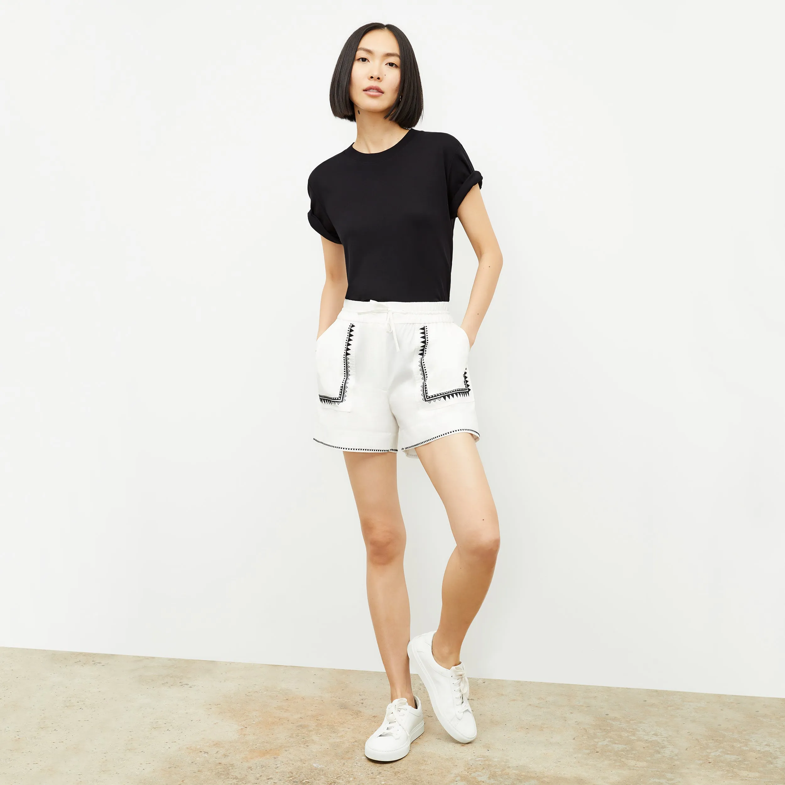 Adina Short - Poplin Embroidery :: White