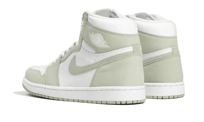 Air Jordan 1 Retro High OG "Sea Foam"