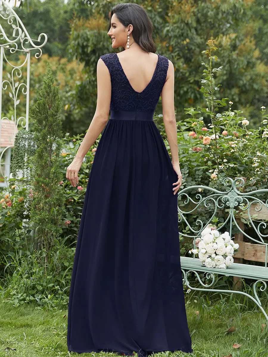 Custom Size Wholesale Fahion Bridesmaid Dresses with Lace