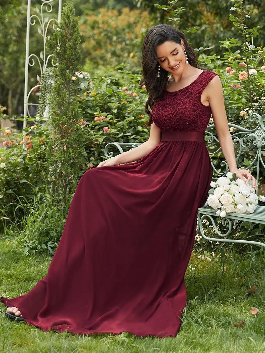 Custom Size Wholesale Fahion Bridesmaid Dresses with Lace