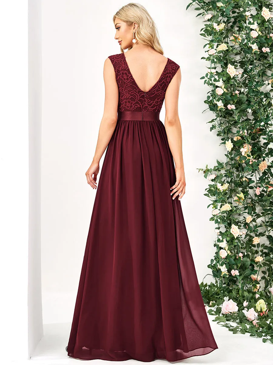 Custom Size Wholesale Fahion Bridesmaid Dresses with Lace