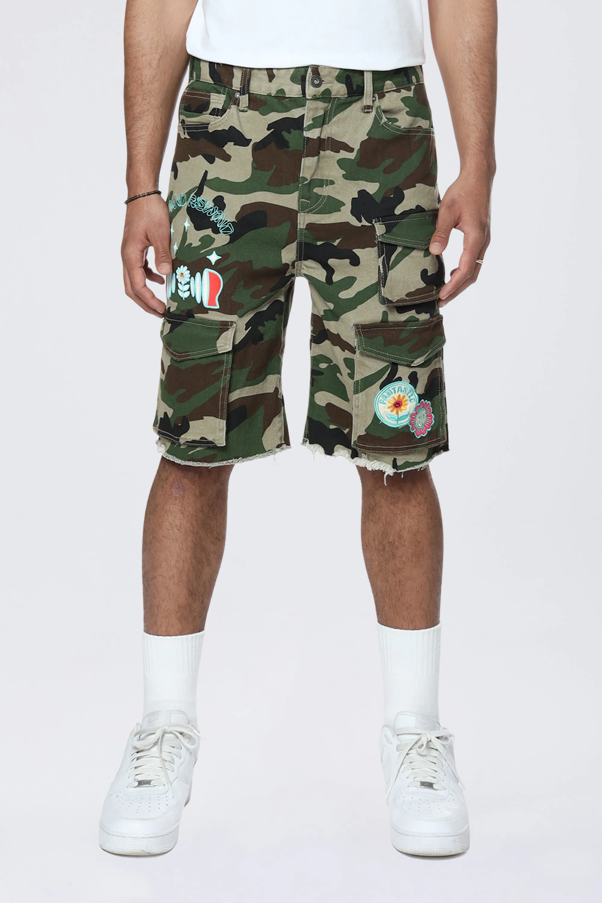 Doodle Graphic Resort Twill Shorts - Wood Camo