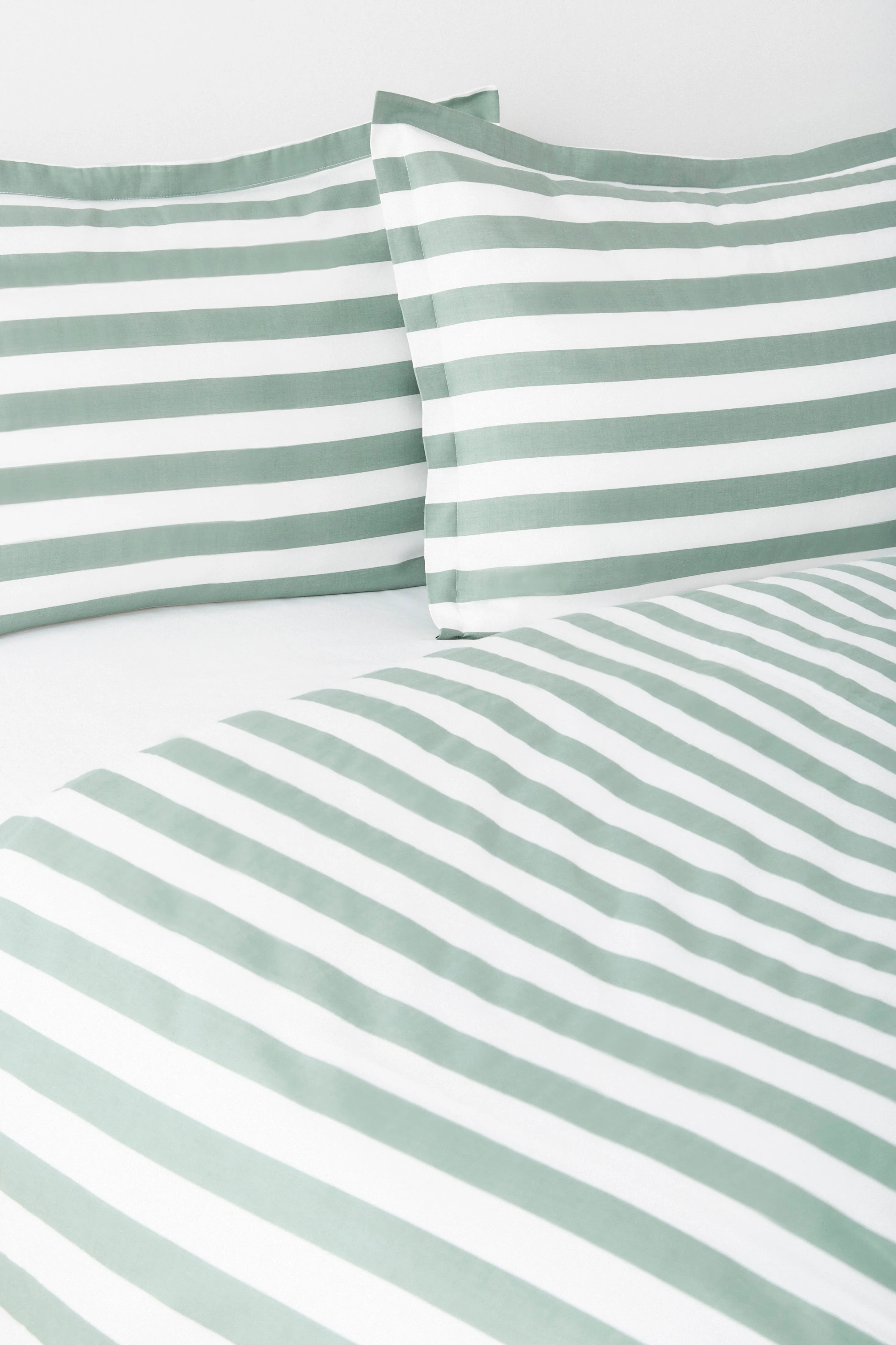 Duvet Cover and Sham Set in Hedge Green/White Stripe