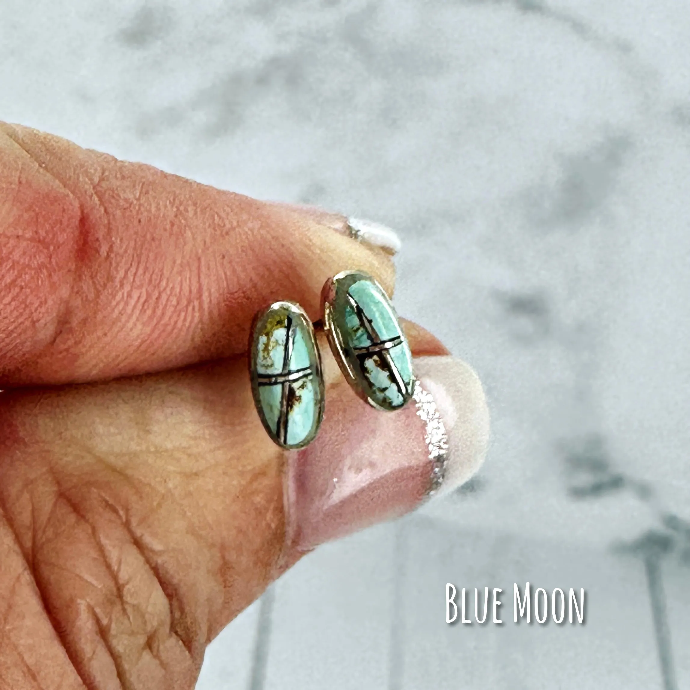 Eunioa: {rectangle turquoise stud earrings}