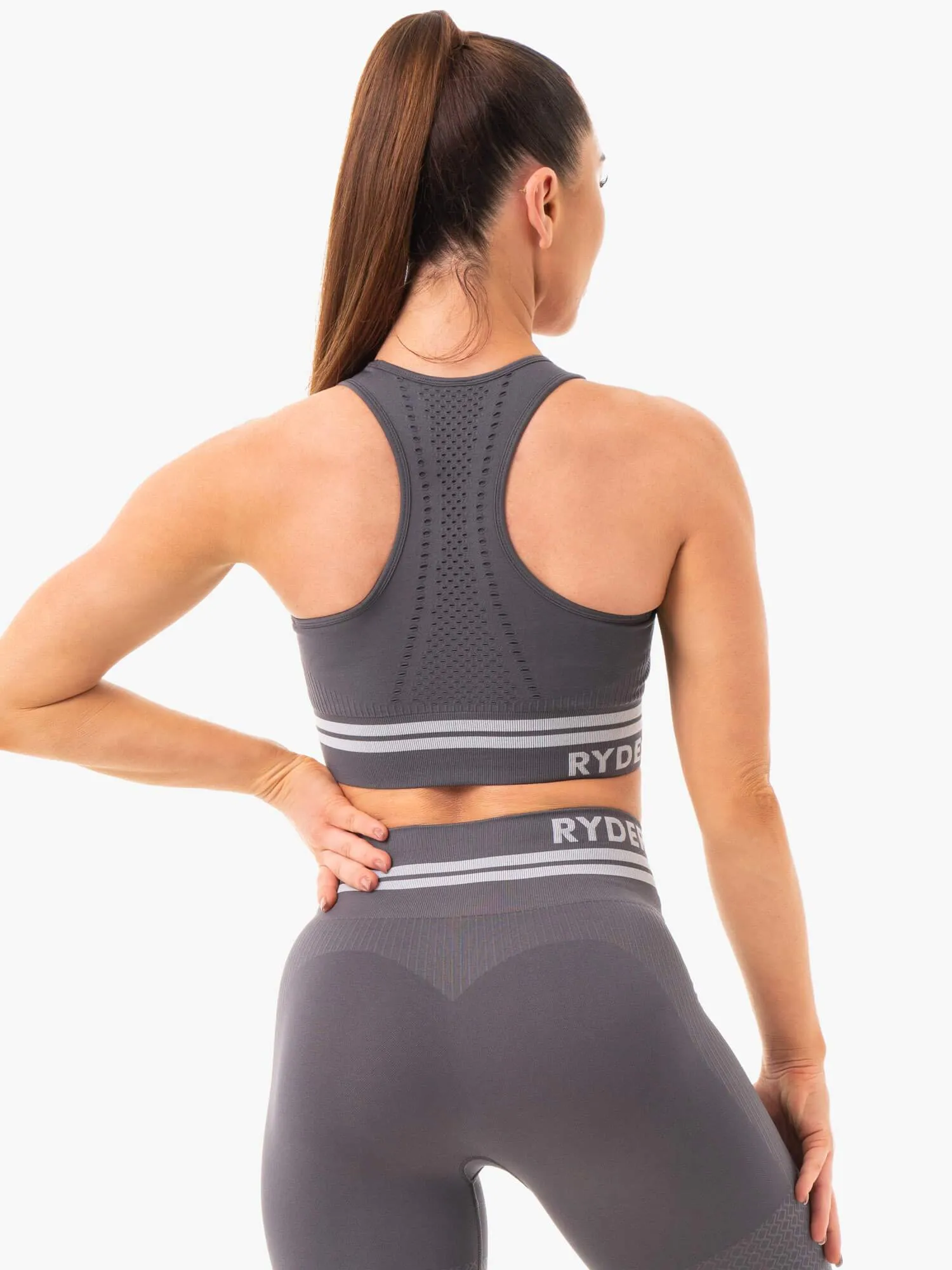 Freestyle Seamless Longline Sports Bra - Charcoal