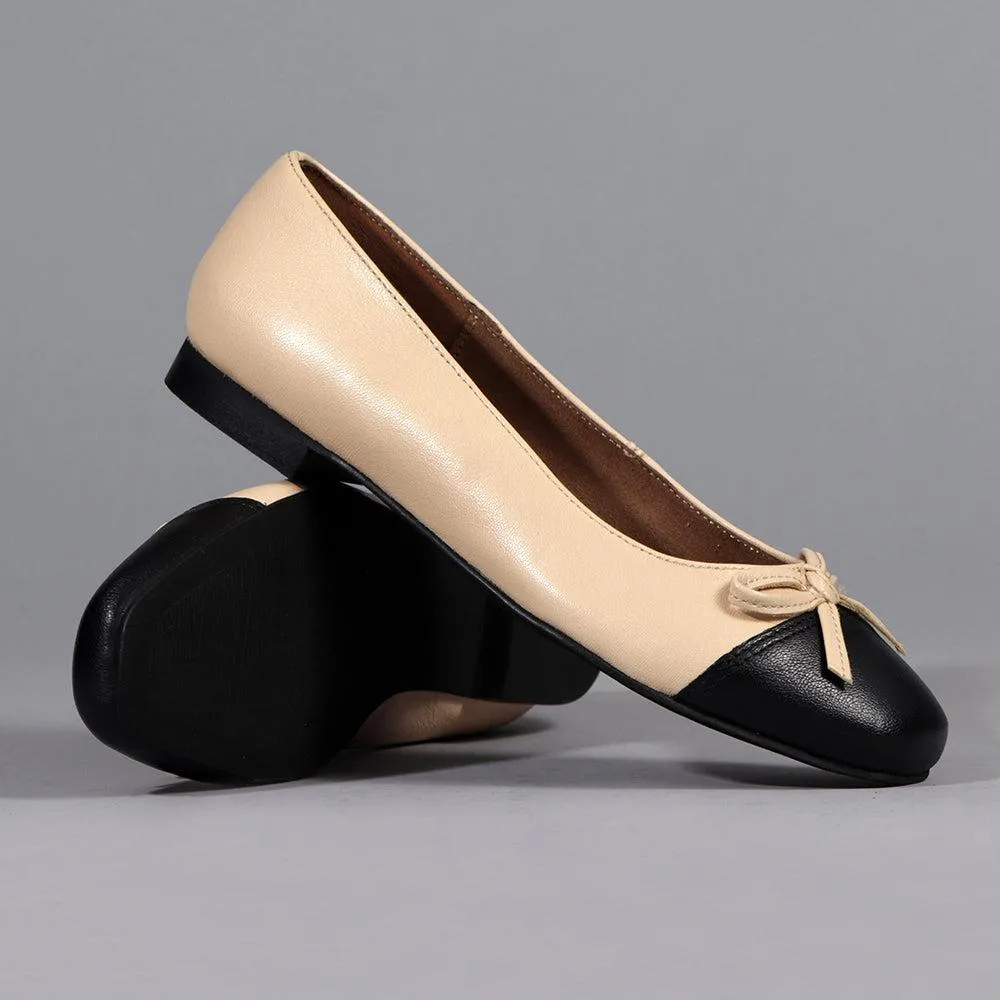 Froggie Karen Leather Pump - Cream / Black