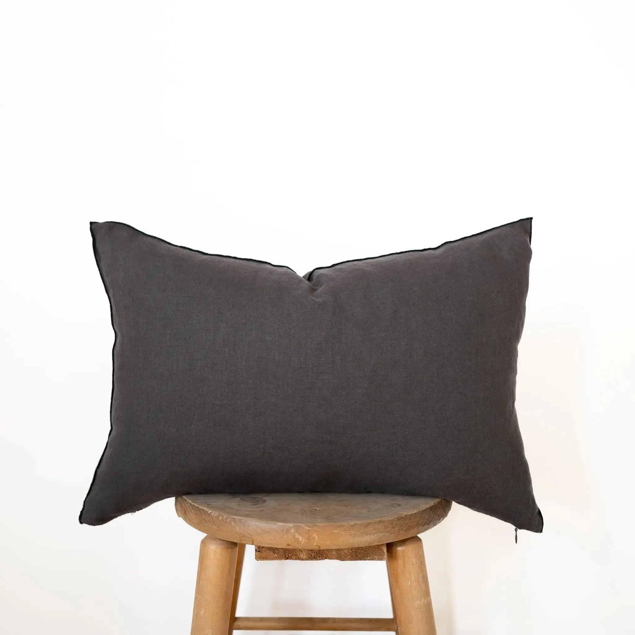 Lumbar Edged Linen Pillow (Various Colors)