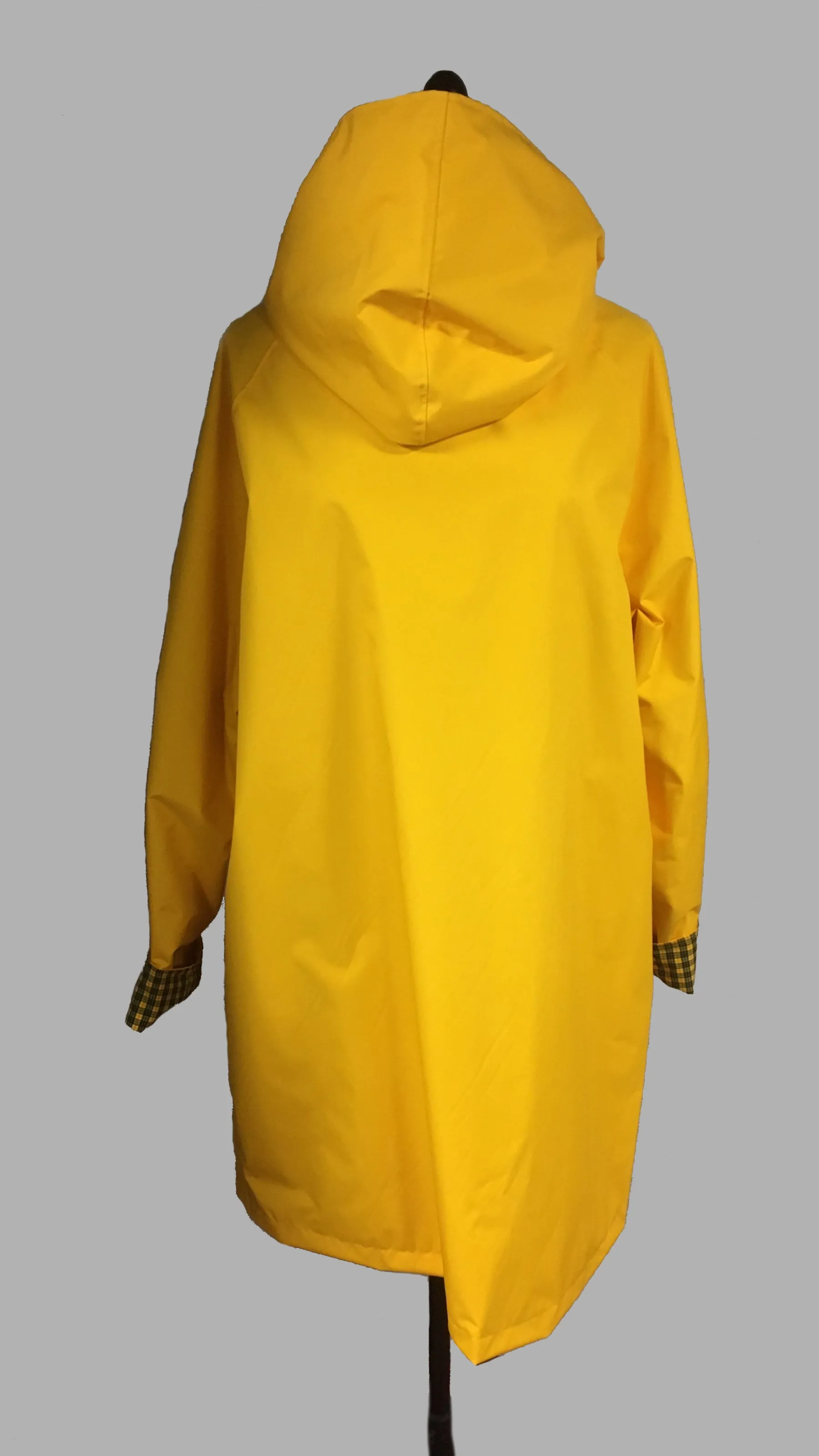 *Men's Sunflower Yellow Outer Lined Raincoat (LR/C 1016A)