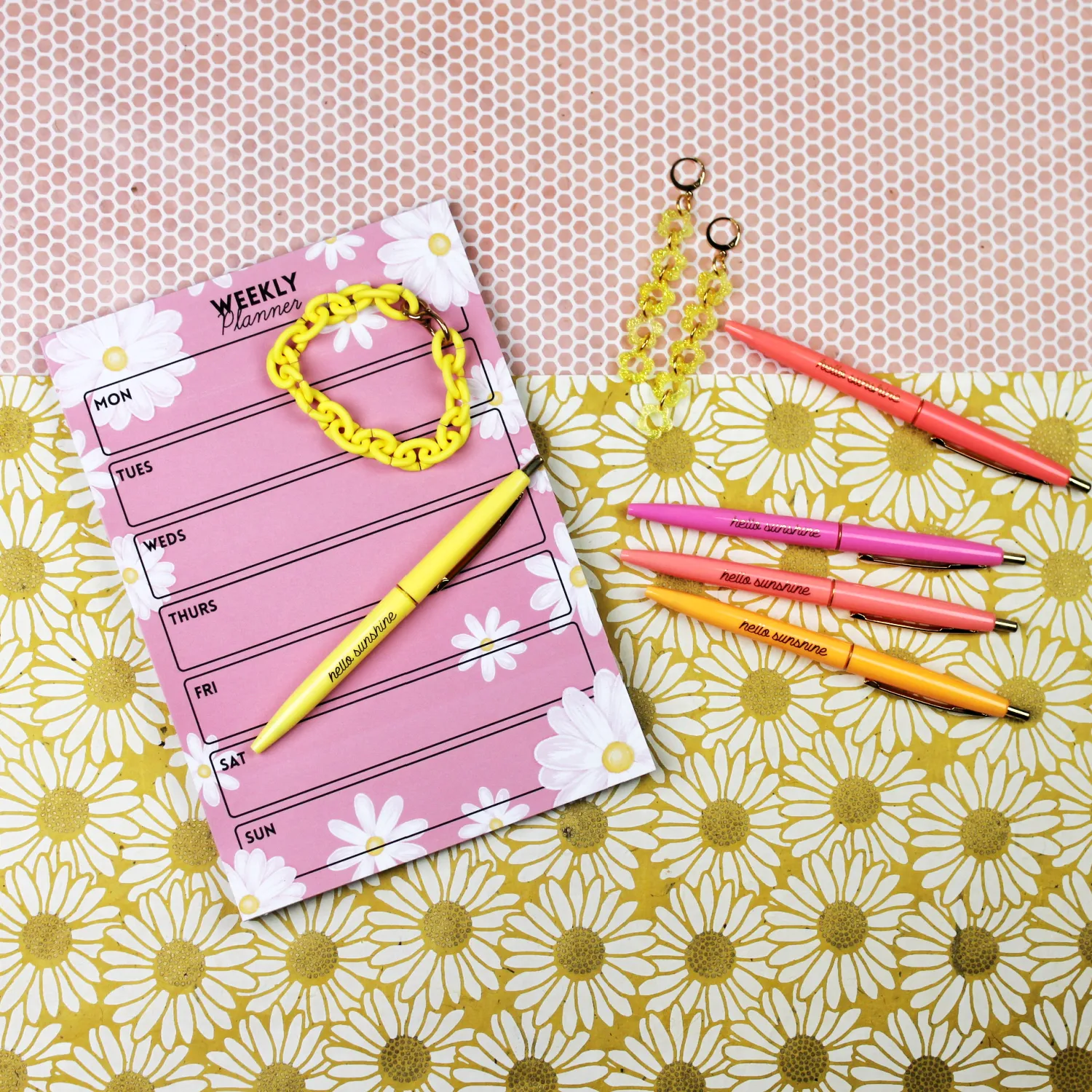 Pink Daisy Weekly Planner