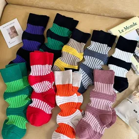 Pleated Contrast Color Lantern Socks