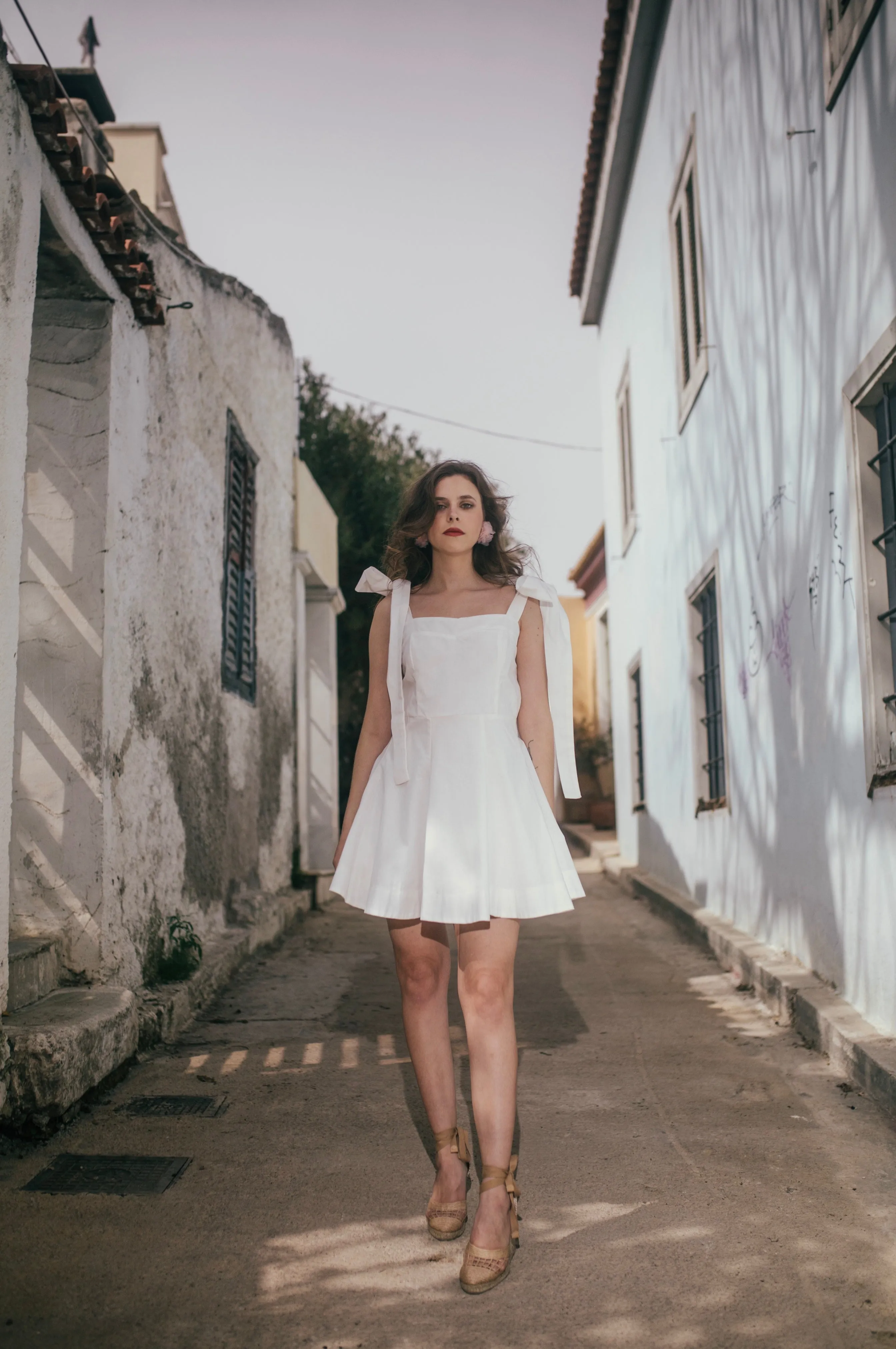 “Sunflower” dress in white