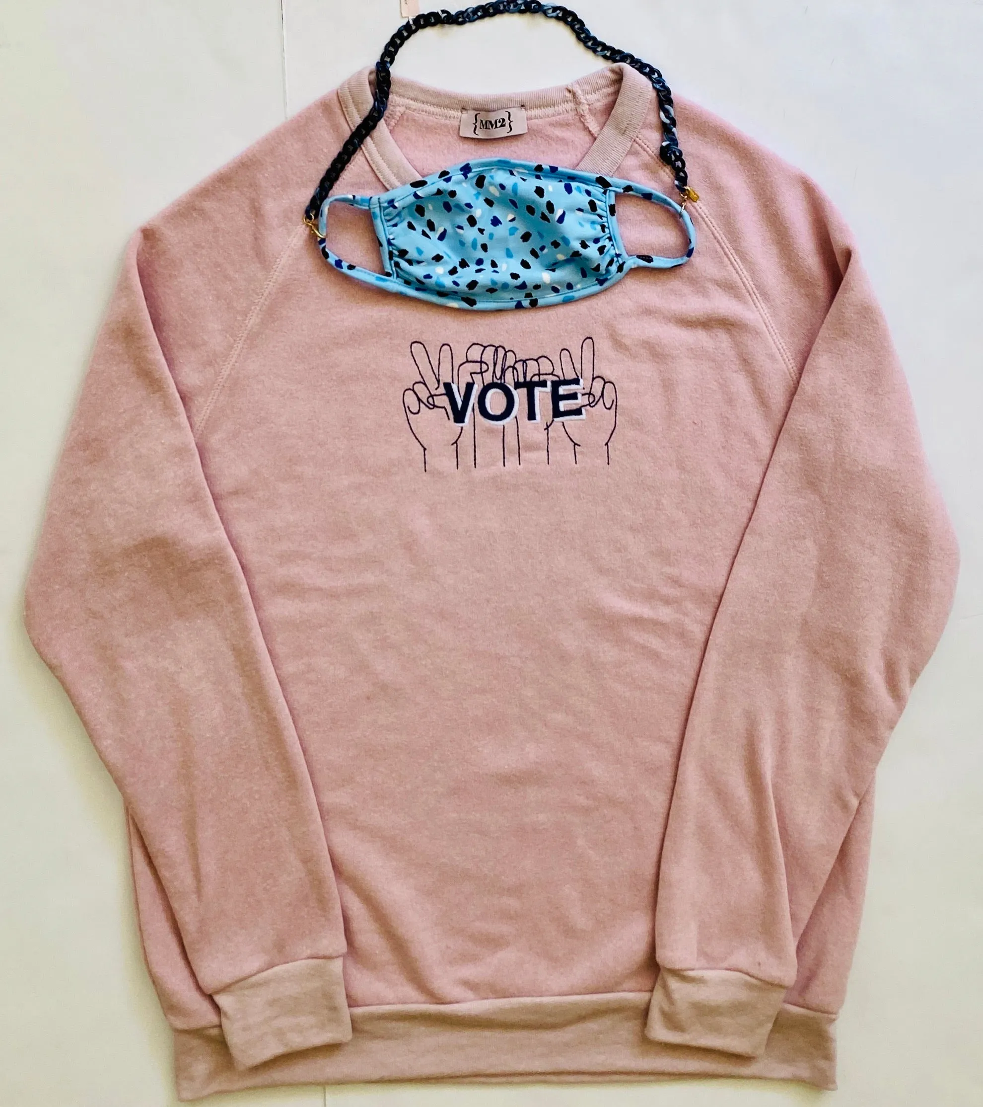 VOTE embroidered organic sweatshirt in pale pink