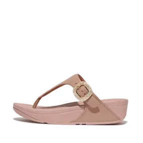 รองเท้าแตะแบบหูหนีบ ผู้หญิง รุ่น LULU CRYSTAL-BUCKLE LEATHER TOE-POST SANDALS